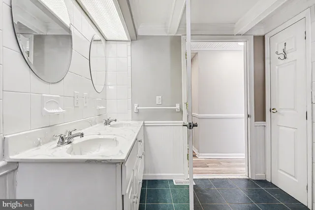 $359,900 | 4570 Walters Hatchery Road, Spring Grove, PA 17362