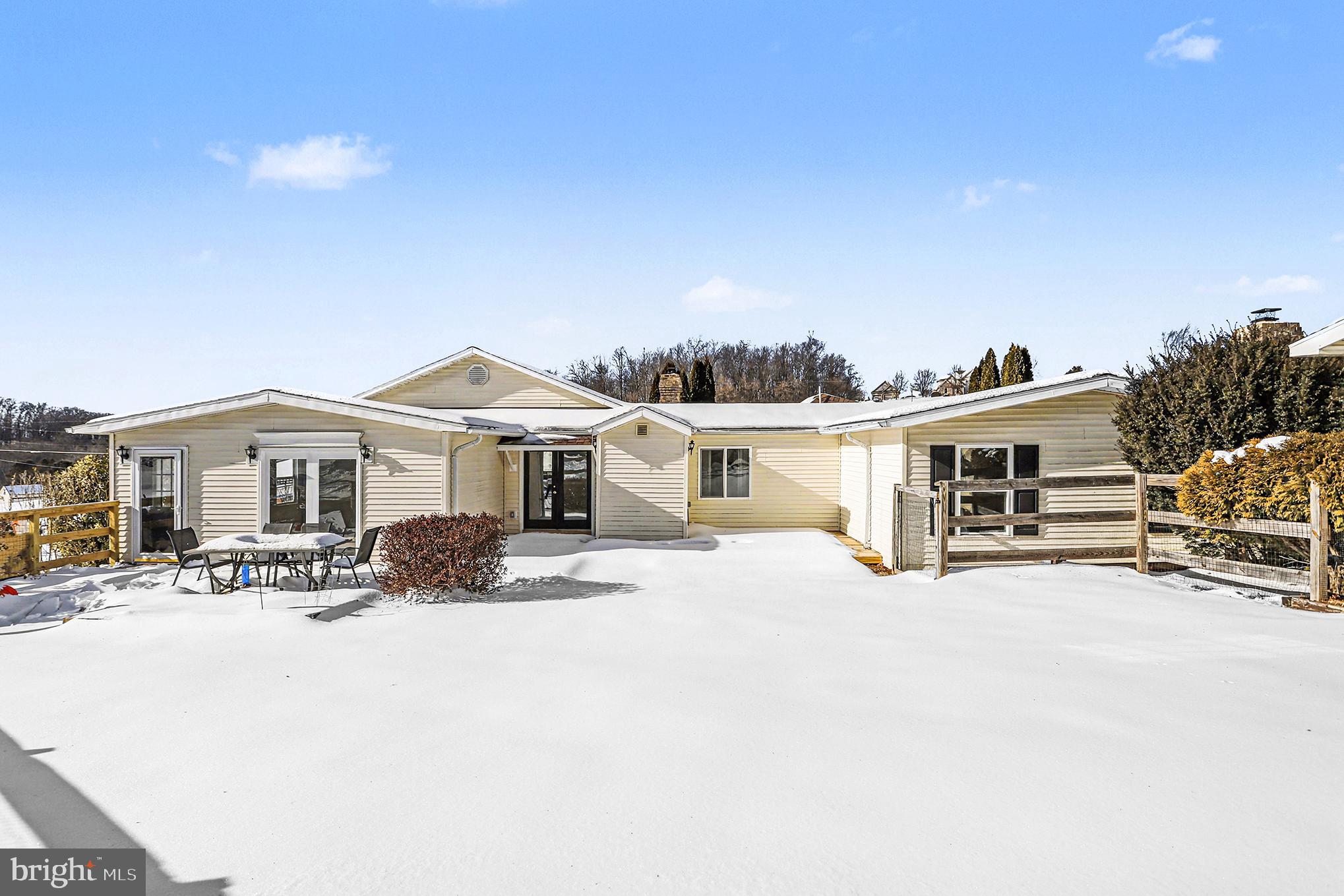 4570 Walters Hatchery Road Spring Grove, PA 17362 - Photo 3 of 38