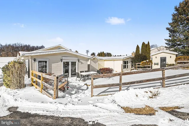 $359,900 | 4570 Walters Hatchery Road, Spring Grove, PA 17362