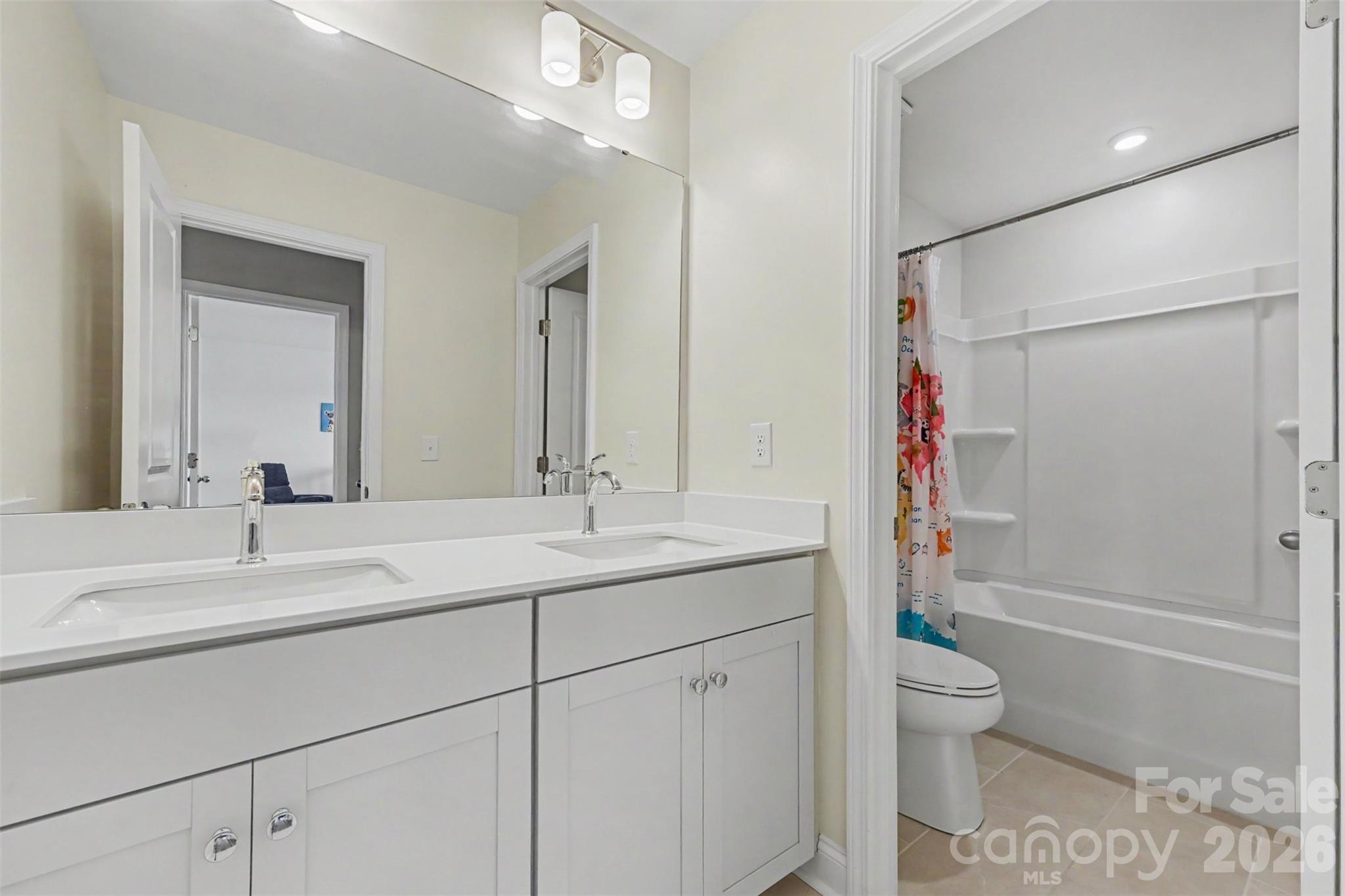 642 Amberjack Place York, SC 29745 - Photo 23 of 32