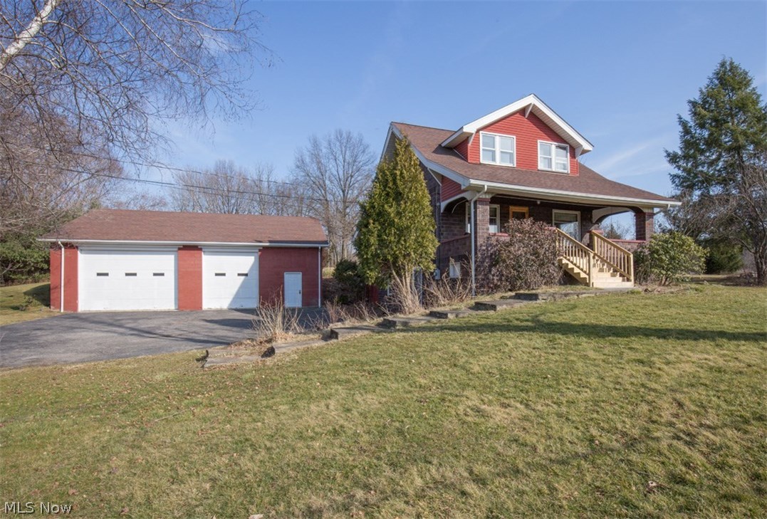 1985 North Lipkey Road North Jackson, OH 44451 - Photo 1 of 18 Gallery Image 1