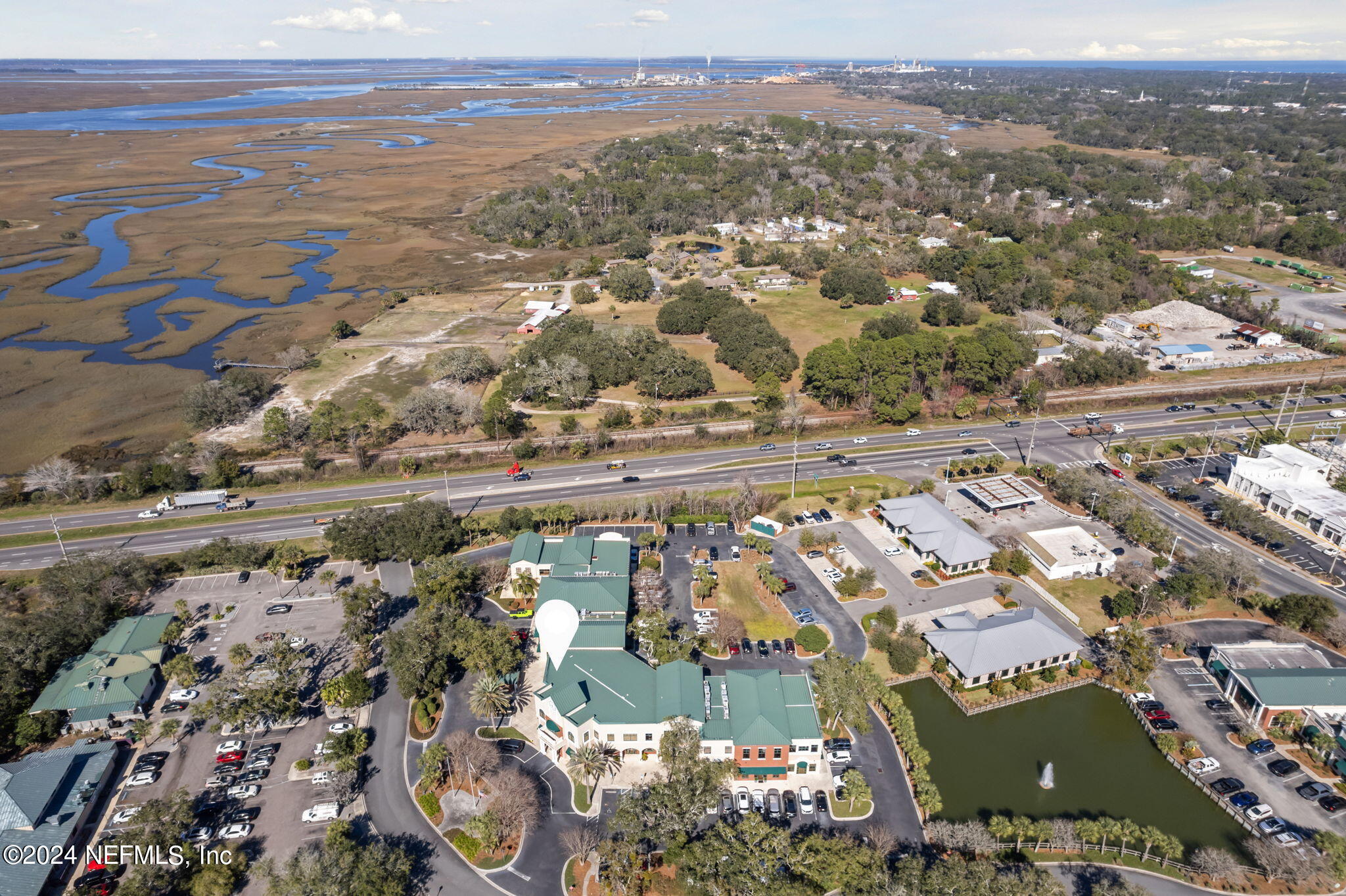 961687 Gateway Boulevard, Unit 101F AND 101E Fernandina Beach, FL 32034 - Photo 22 of 25 39-web-or-mls-DJI_0322