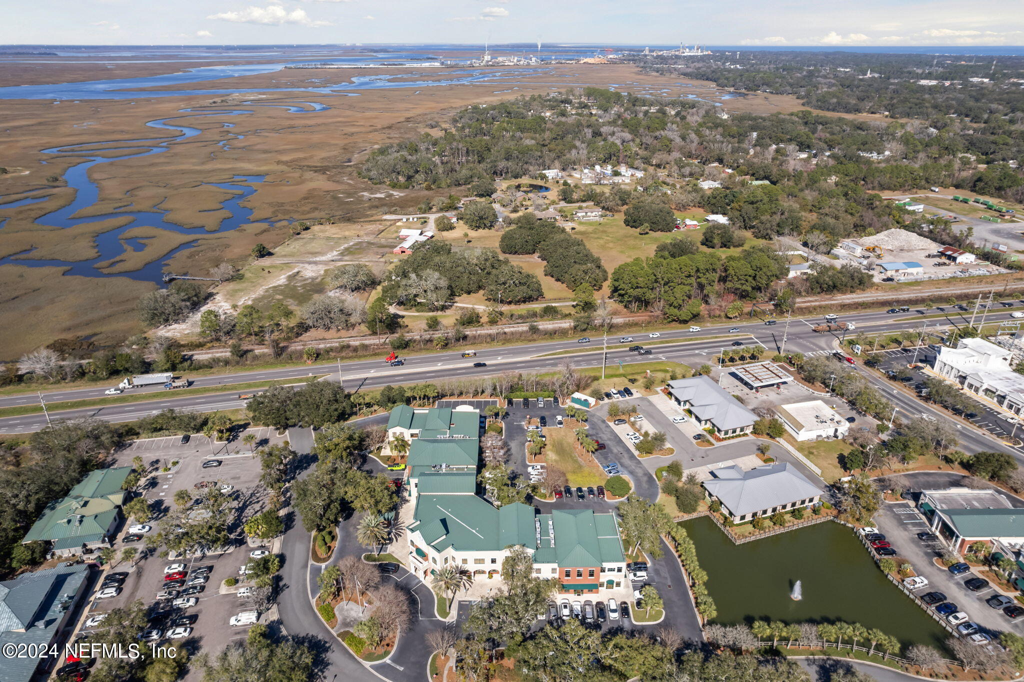 961687 Gateway Boulevard, Unit 101F AND 101E Fernandina Beach, FL 32034 - Photo 23 of 25 40-web-or-mls-DJI_0322a