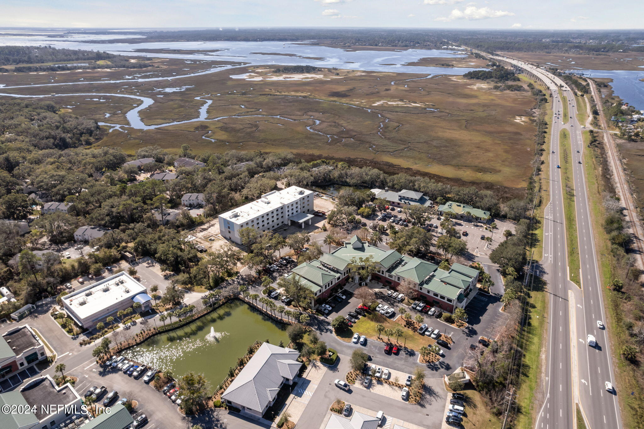 961687 Gateway Boulevard, Unit 101F AND 101E Fernandina Beach, FL 32034 - Photo 24 of 25 42-web-or-mls-DJI_0324a