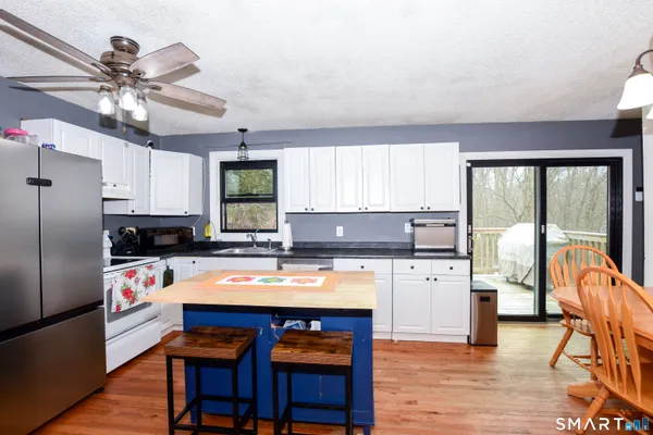 $299,900 | 3 Sullivan Road, Lisbon, CT 06351