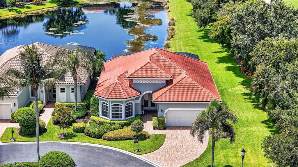 6062 Divot Court Naples, FL 34113 - Photo 32 of 41