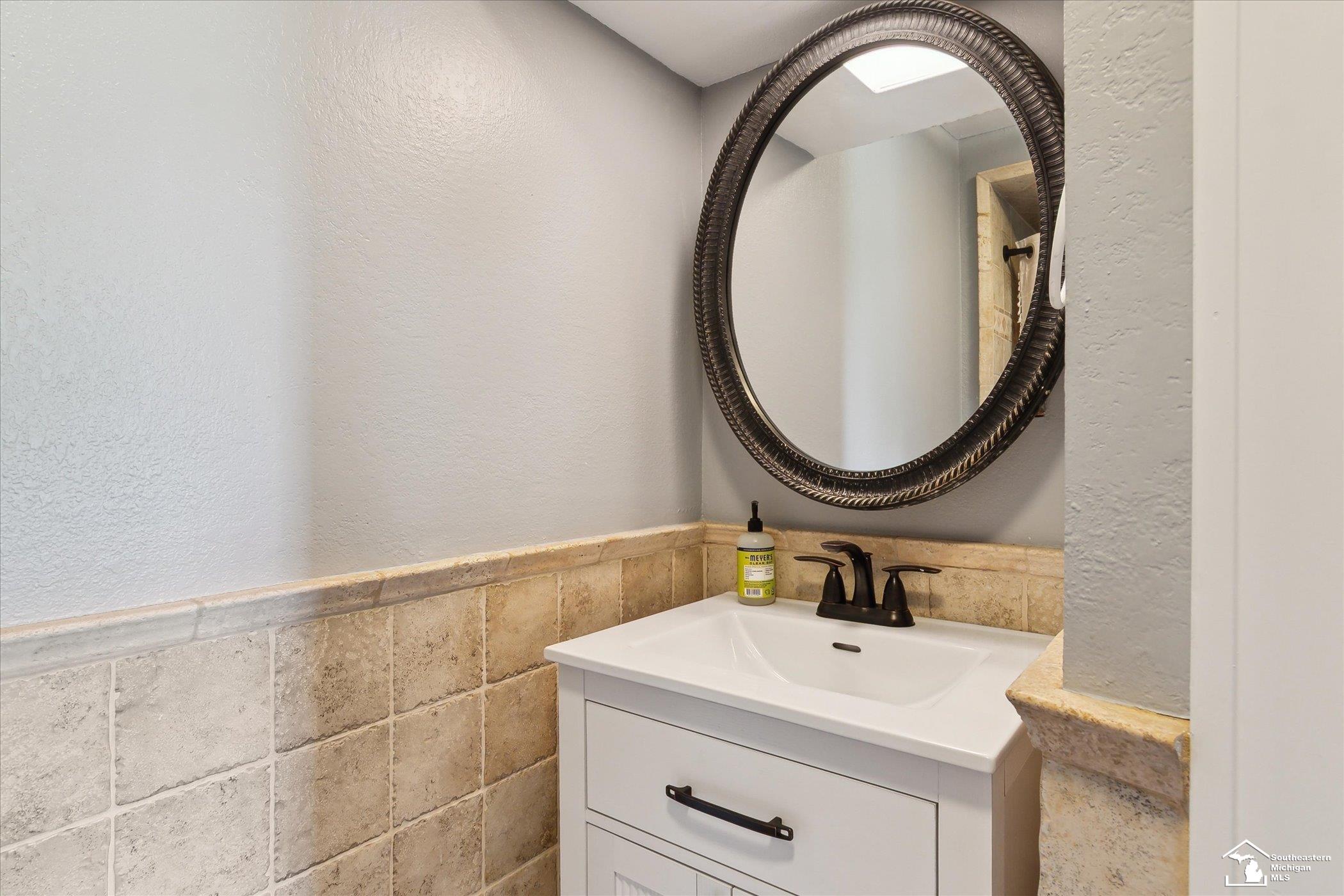 4101 Anders Road Petersburg, MI 49270 - Photo 40 of 61 50180497-4e45a51a-b240-40be-9d48-122a1ca56651.JPG
