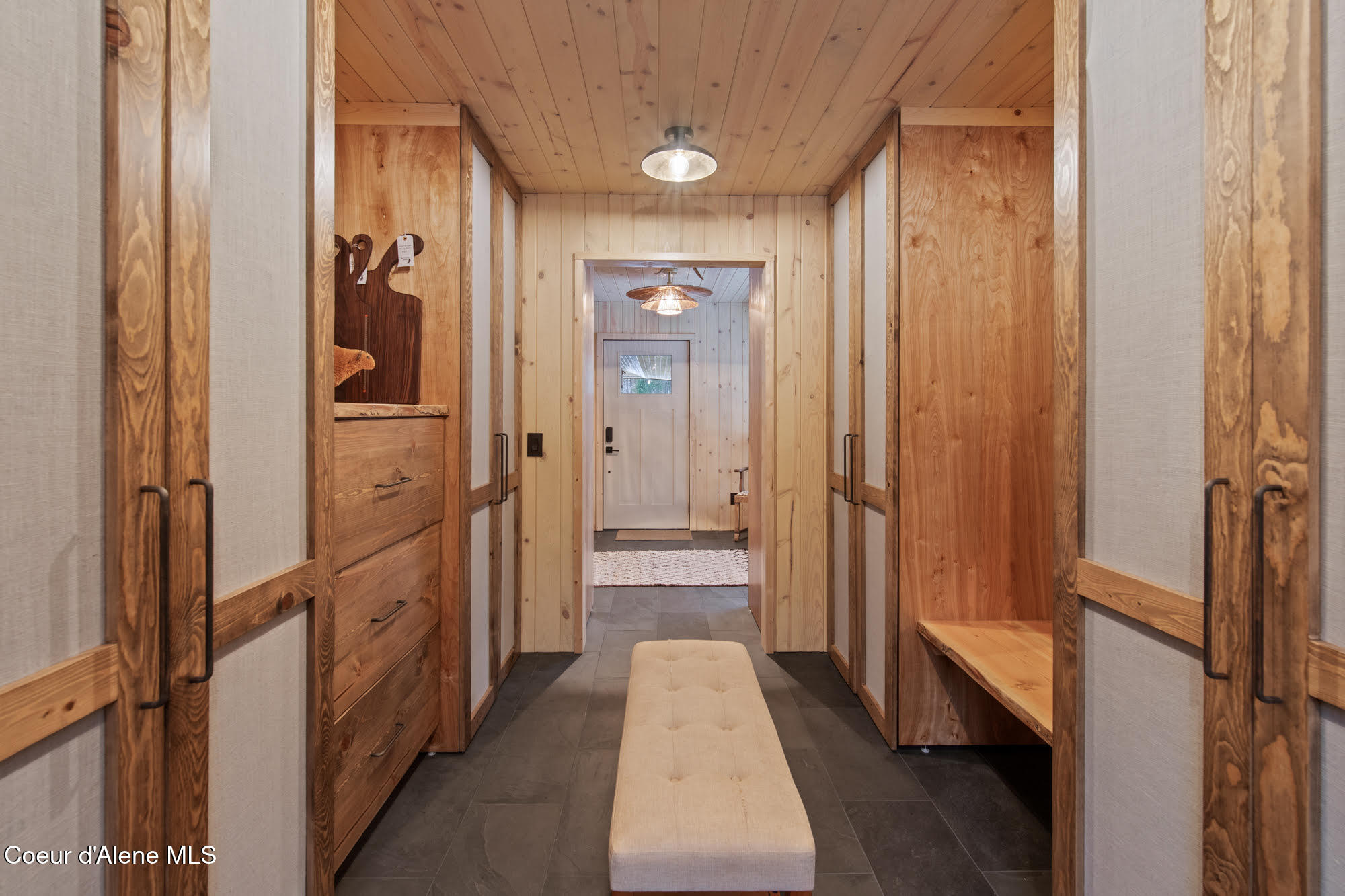 202 Siskin Lane Sandpoint, ID 83864 - Photo 30 of 50 32 interior storage 1