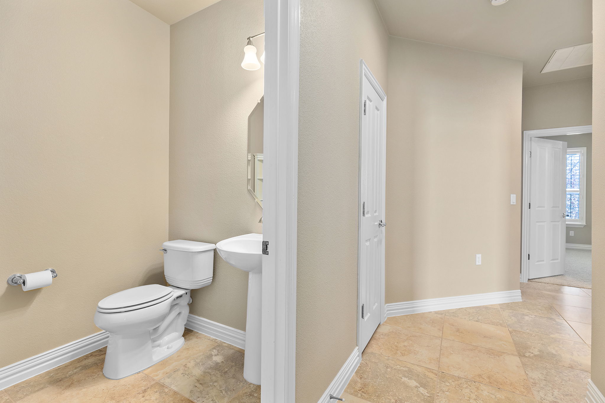 110 Emory Peak Trail Georgetown, TX 78633 - Photo 28 of 39 Bathroom featuring baseboards and toilet