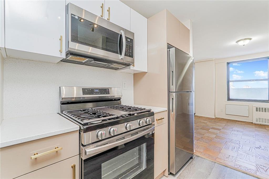 40 Brighton 1st Road, Unit 7N Brooklyn, NY 11235 - Photo 15 of 28