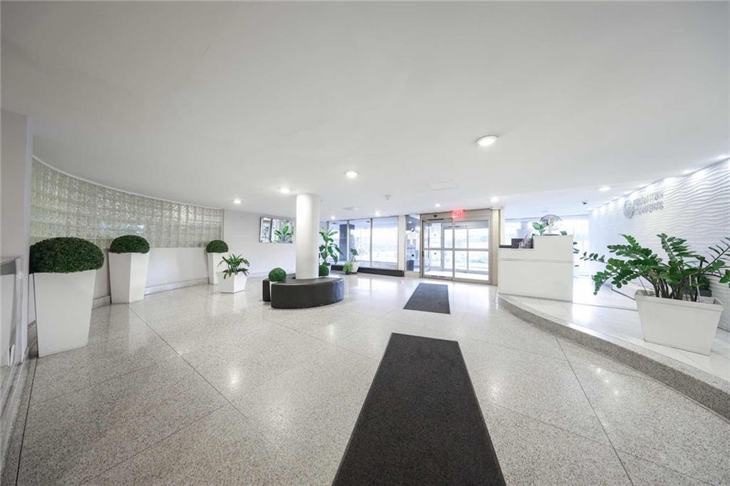 40 Brighton 1st Road, Unit 7N Brooklyn, NY 11235 - Photo 3 of 28