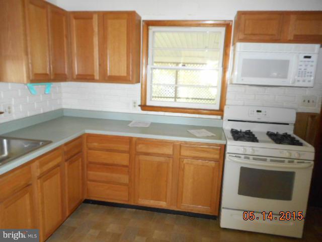 1819 Baldwin Mill Road Forest Hill, MD 21050 - Photo 3 of 11 Kitchen