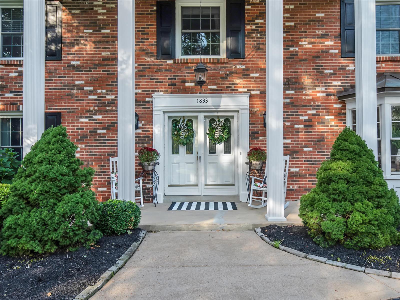 1833 Bopp Road St. Louis, MO 63131 - Photo 3 of 25 Gallery Image 3
