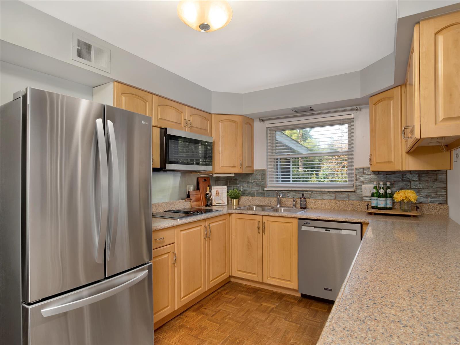 1833 Bopp Road St. Louis, MO 63131 - Photo 10 of 25 Gallery Image 10