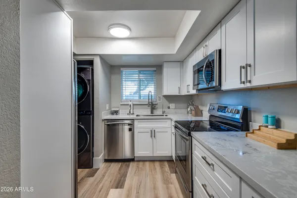 $5,995 | 4150 East Cactus Road, Unit 108, Phoenix, AZ 85032