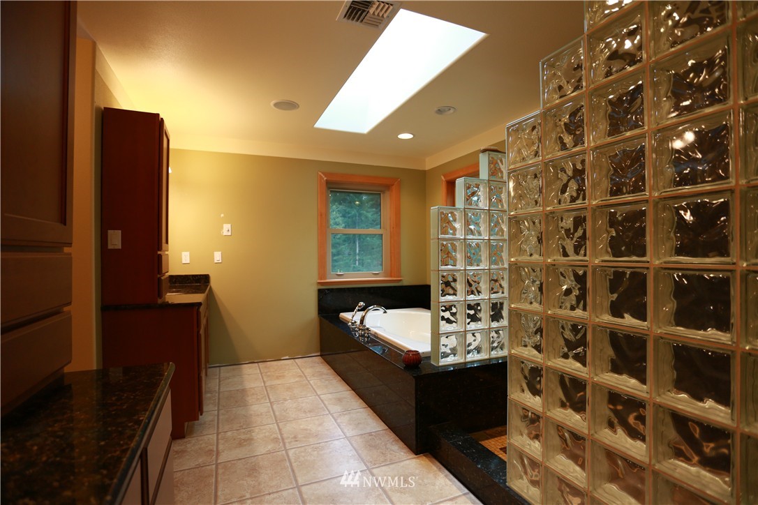 18503 Storm Lake Road Snohomish, WA 98290 - Photo 12 of 25 Gallery Image 12