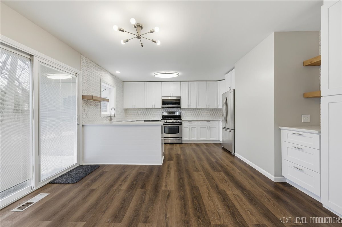 417 Cambridge Way Bolingbrook, IL 60440 - Photo 14 of 31