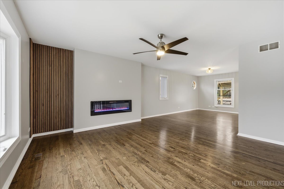 417 Cambridge Way Bolingbrook, IL 60440 - Photo 5 of 31