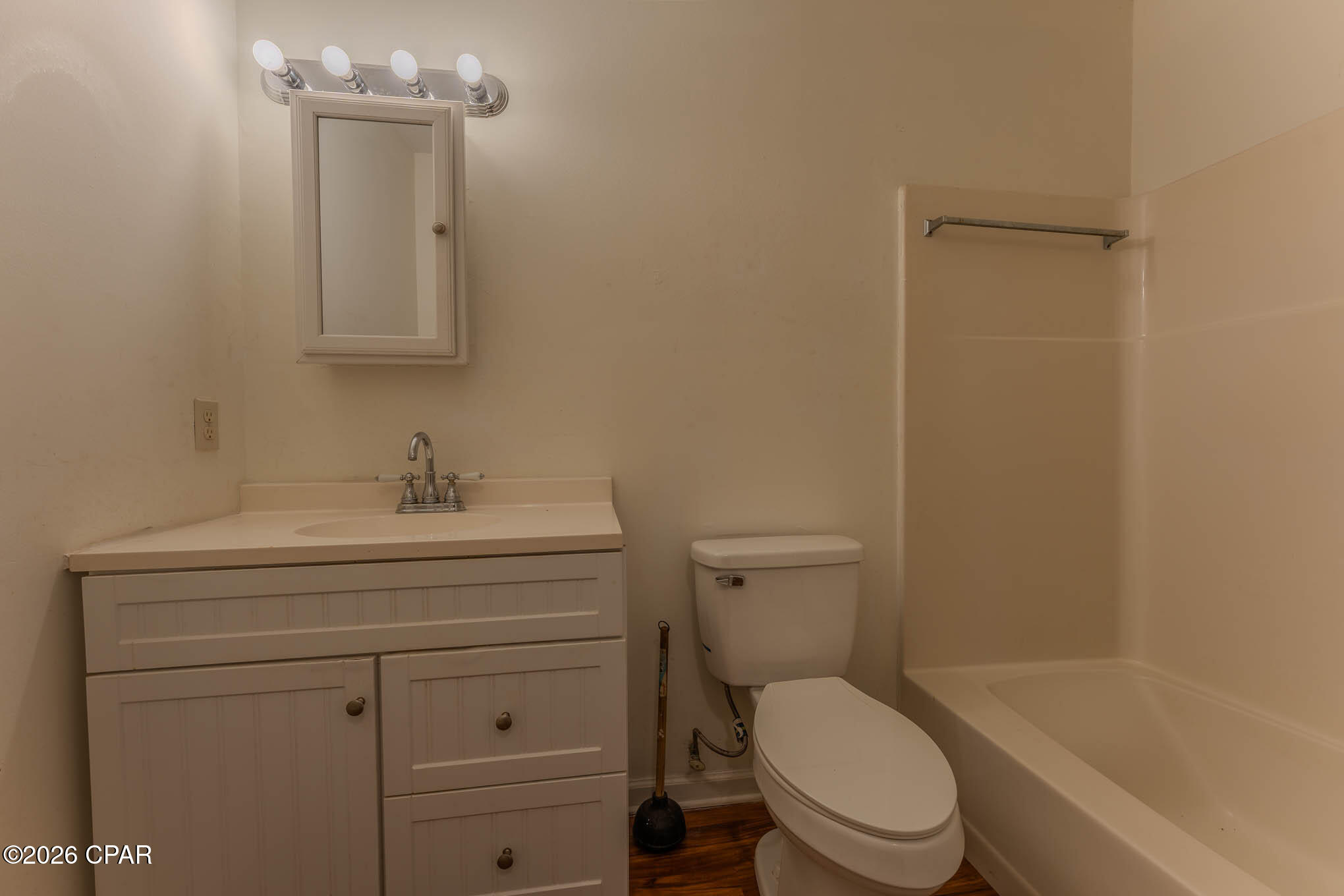 5728 Snow Hill Road Malone, FL 32445 - Photo 17 of 23 Gallery Image 17