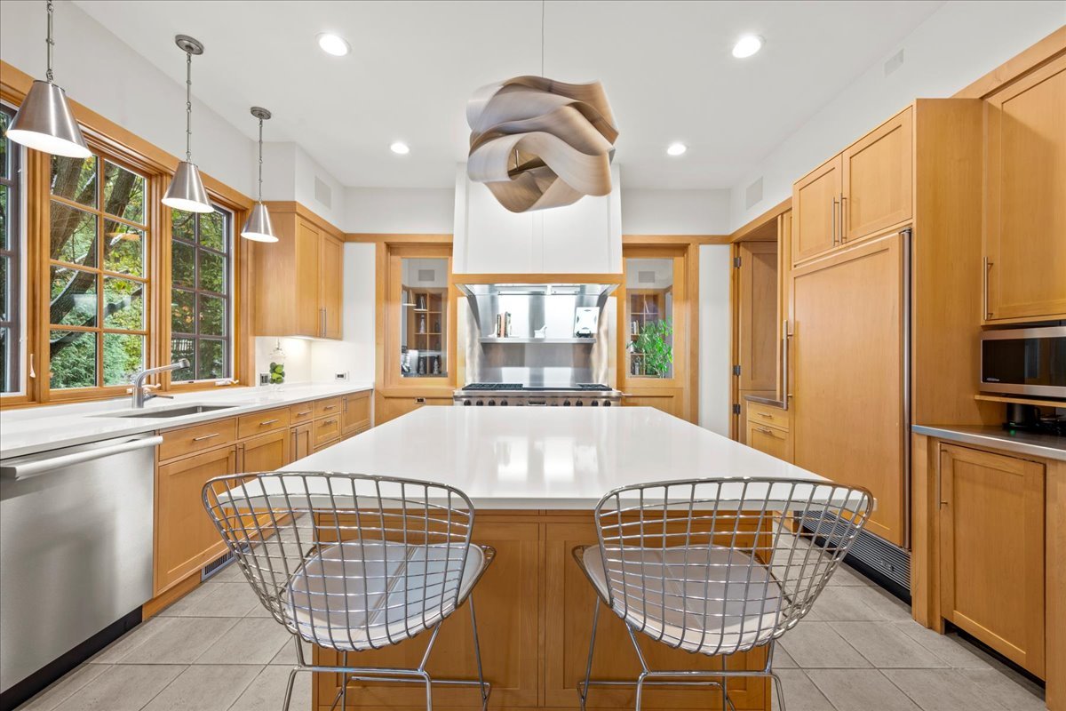 4 Indian Hill Road Winnetka, IL 60093 - Photo 15 of 31 Gallery Image 15