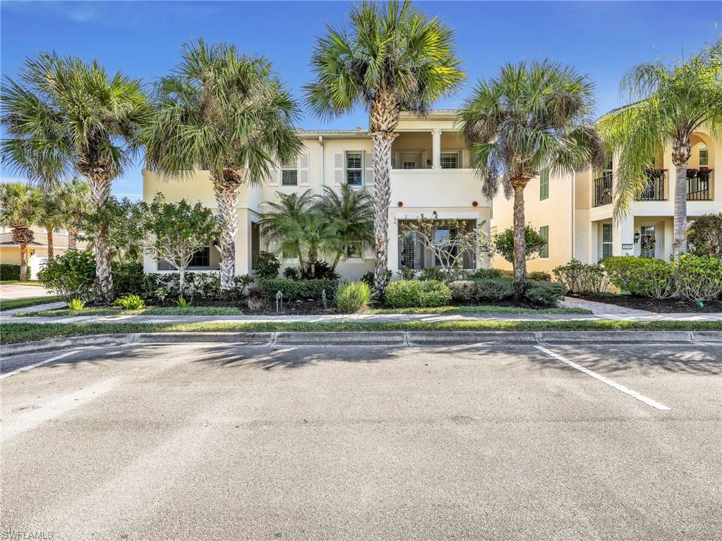 8192 Josefa Way Naples, FL 34114 - Photo 2 of 29