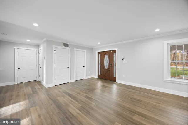 $3,950 | 1322 West King Road, Malvern, PA 19355