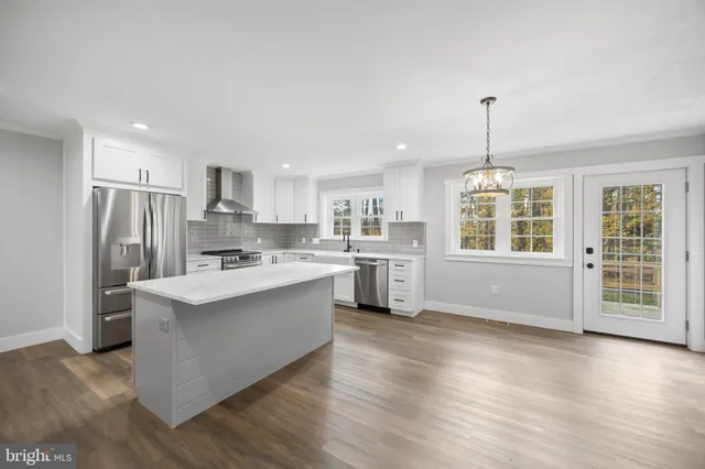 $3,950 | 1322 West King Road, Malvern, PA 19355