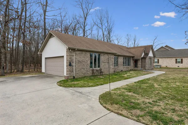 $425,000 | 203 Woodson Drive, Tullahoma, TN 37388