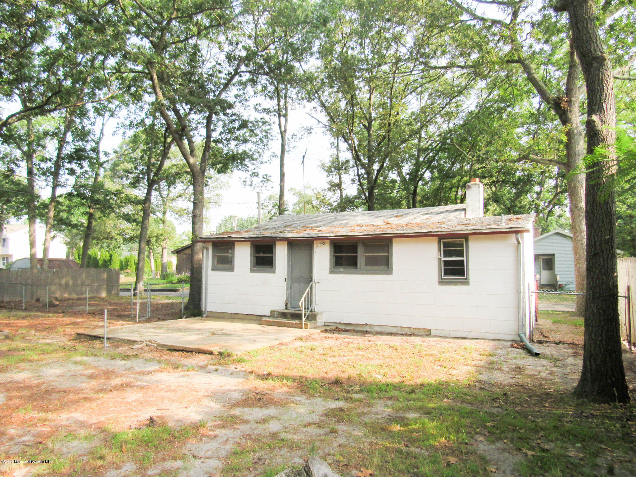 2127 Dolly Road Toms River, NJ 08753 - Photo 3 of 12 IMG_1328