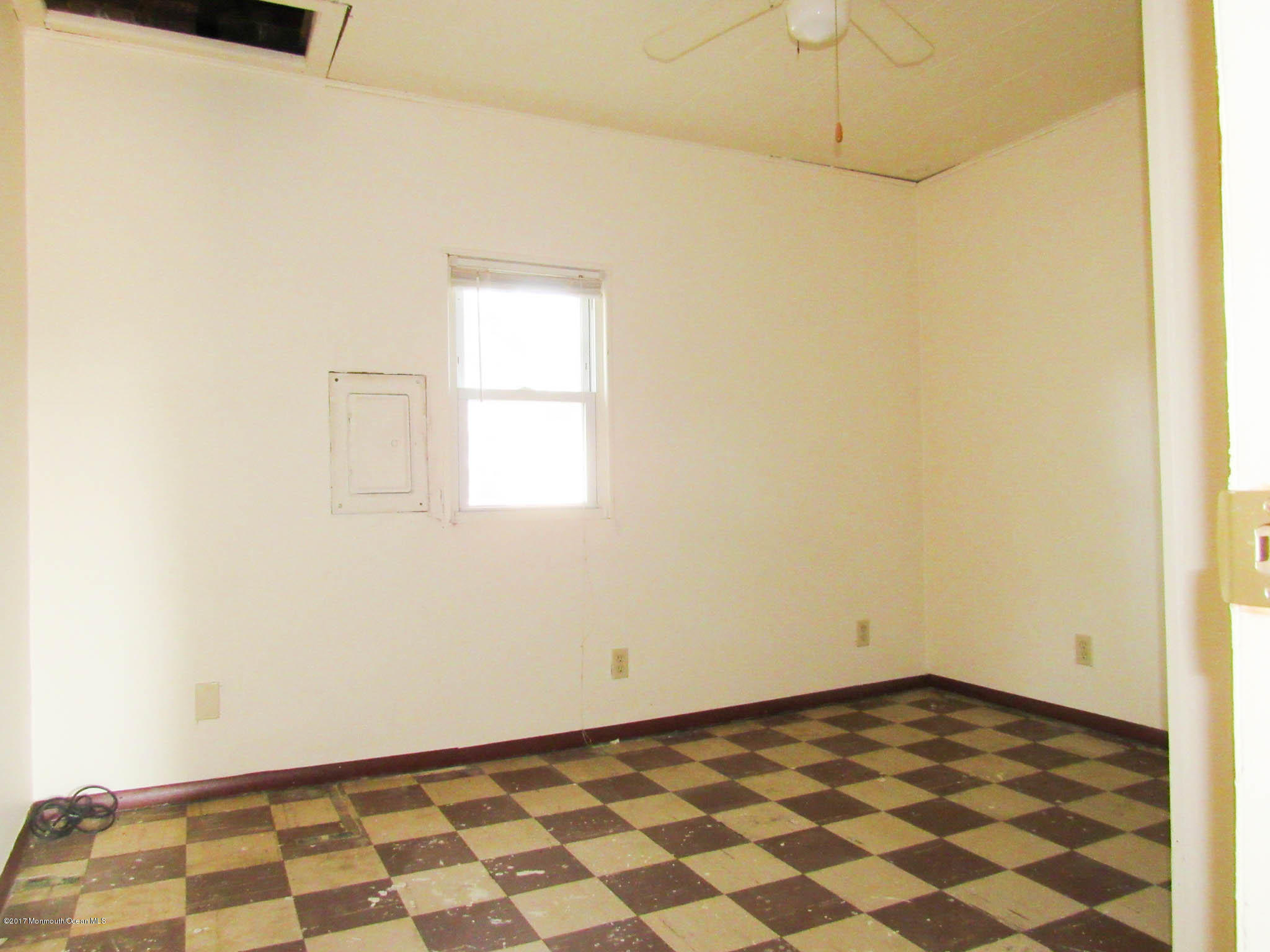 2127 Dolly Road Toms River, NJ 08753 - Photo 8 of 12 IMG_1333