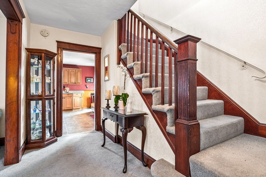 55 Colby Road Quincy, MA 02171 - Photo 4 of 41 Gallery Image 4