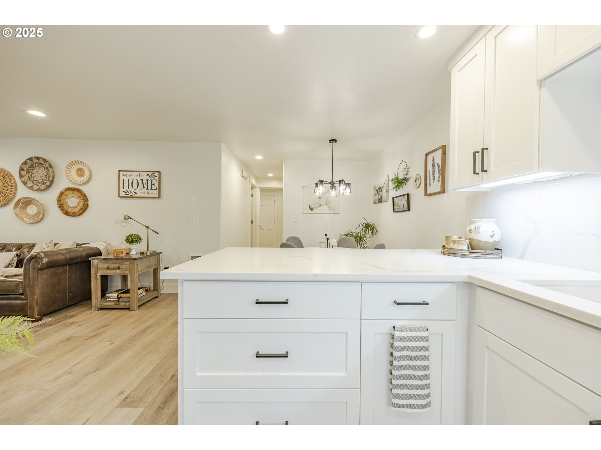 650 Harlow Road, Unit 209 Springfield, OR 97477 - Photo 18 of 36