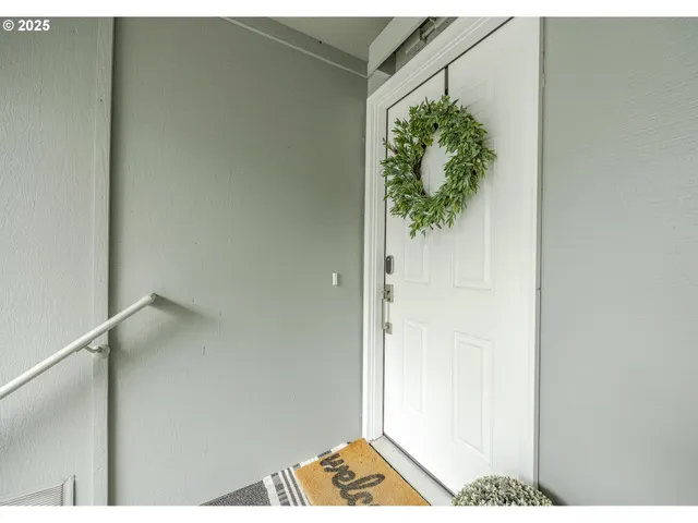 $319,000 | 650 Harlow Road, Unit 209, Springfield, OR 97477