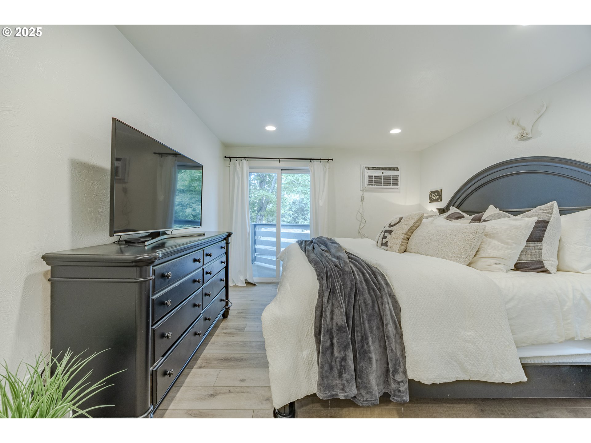 650 Harlow Road, Unit 209 Springfield, OR 97477 - Photo 28 of 36