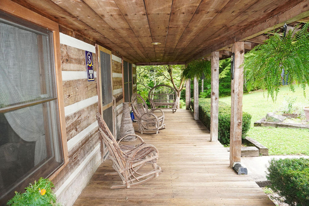 300 East City Dam Road Corbin, KY 40701 - Photo 19 of 95 CabinOutside10