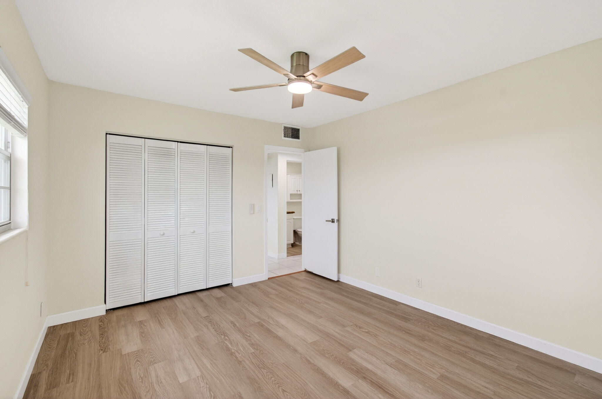 374 Brighton I, Unit 374 Boca Raton, FL 33434 - Photo 22 of 83 Primary Bedroom