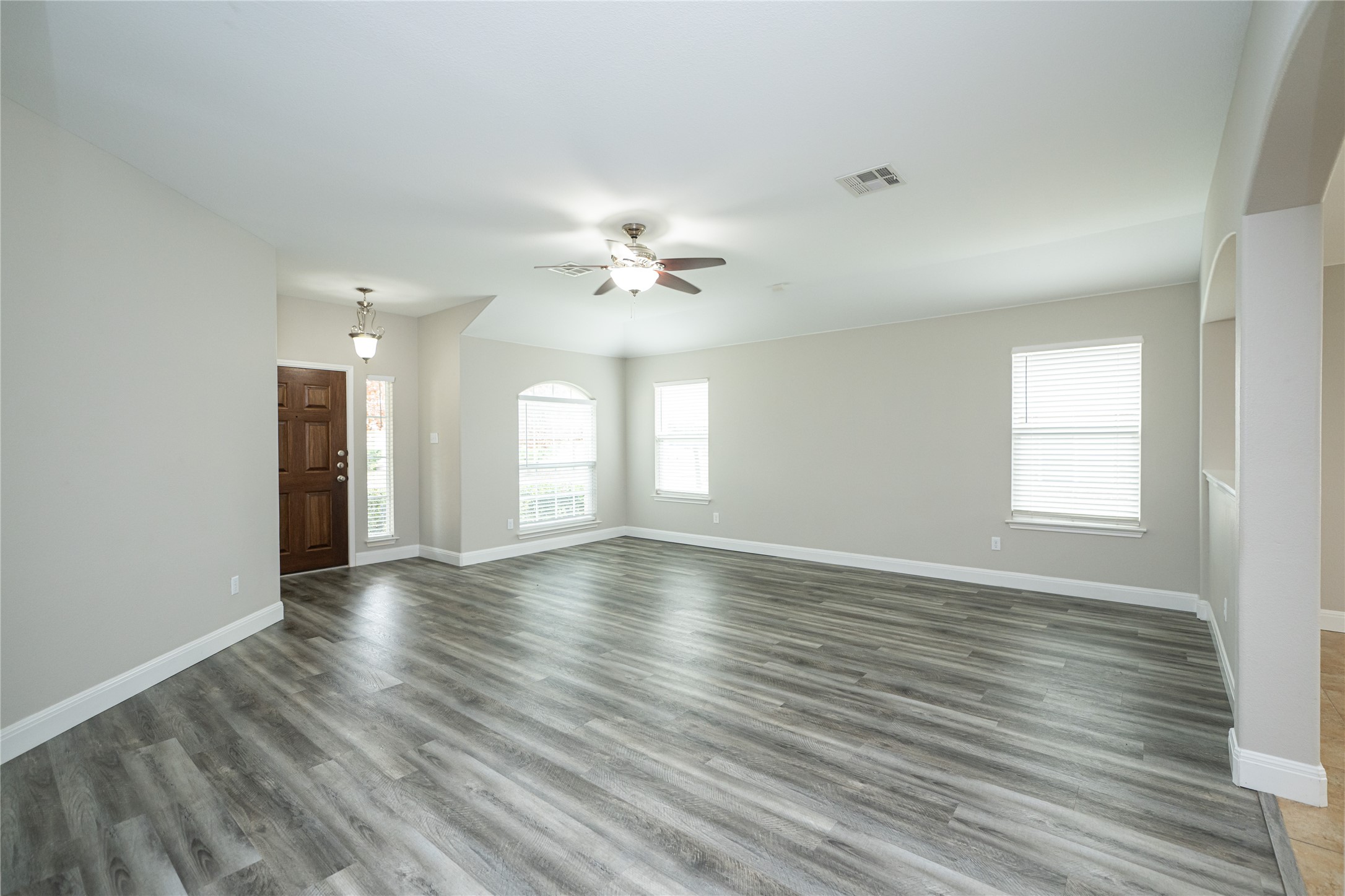 18820 Edinburgh Castle Road Pflugerville, TX 78660 - Photo 4 of 24