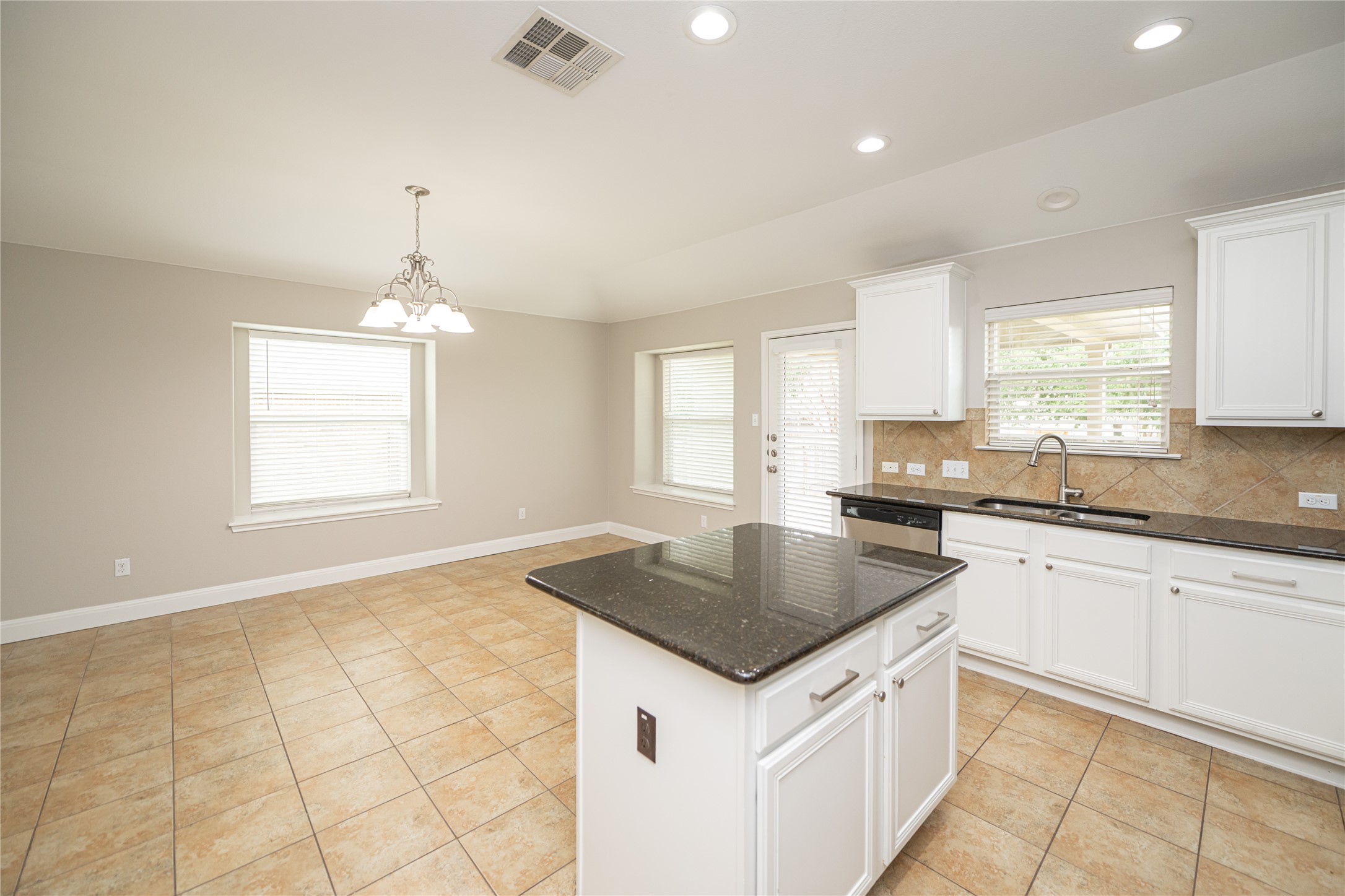 18820 Edinburgh Castle Road Pflugerville, TX 78660 - Photo 8 of 24