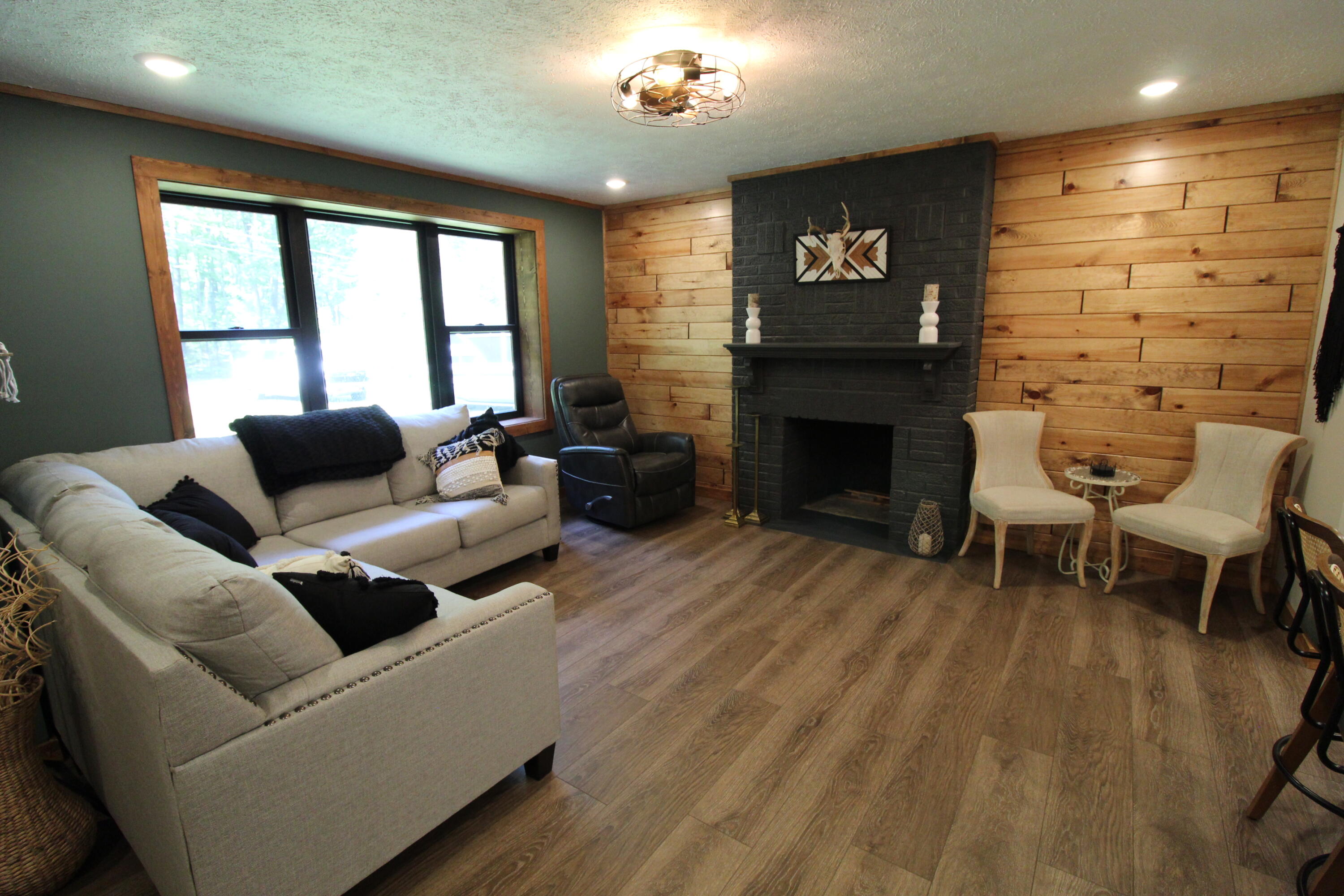 211 Daytona Road Roscommon, MI 48653 - Photo 13 of 41 IMG_1065