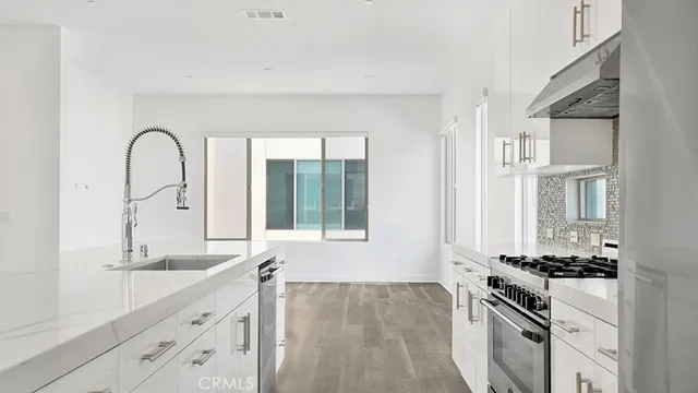 $7,800 | 41 Ebb Tide Circle, Newport Beach, CA 92663