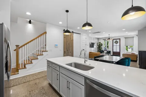 $559,000 | 860 Seymour Avenue, Nashville, TN 37206