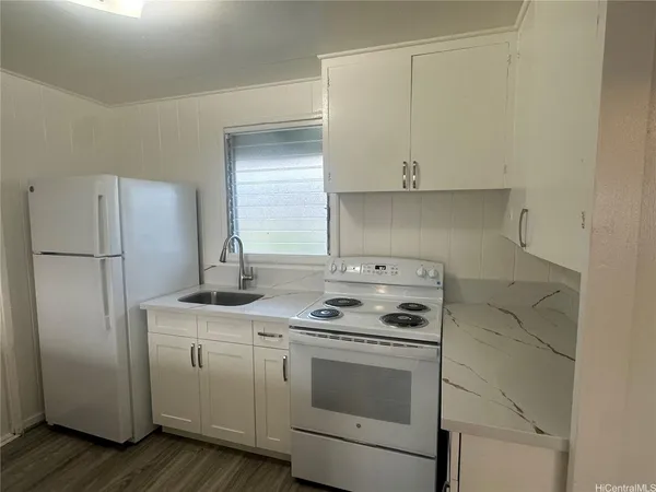 $1,850 | 141 Kihapai Street, Unit 4, Kailua, HI 96734