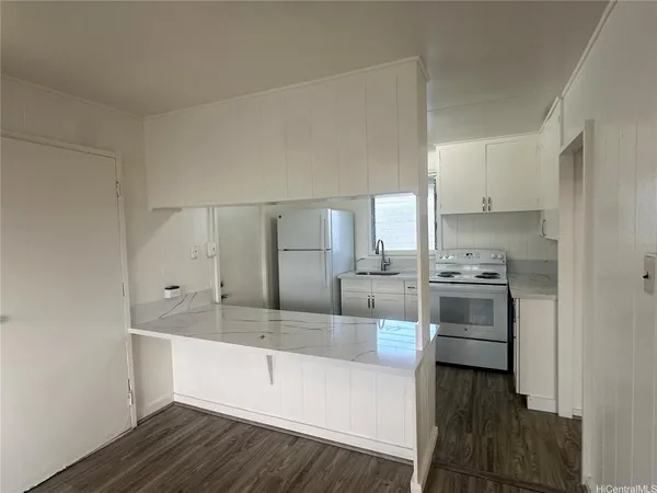 $1,850 | 141 Kihapai Street, Unit 4, Kailua, HI 96734