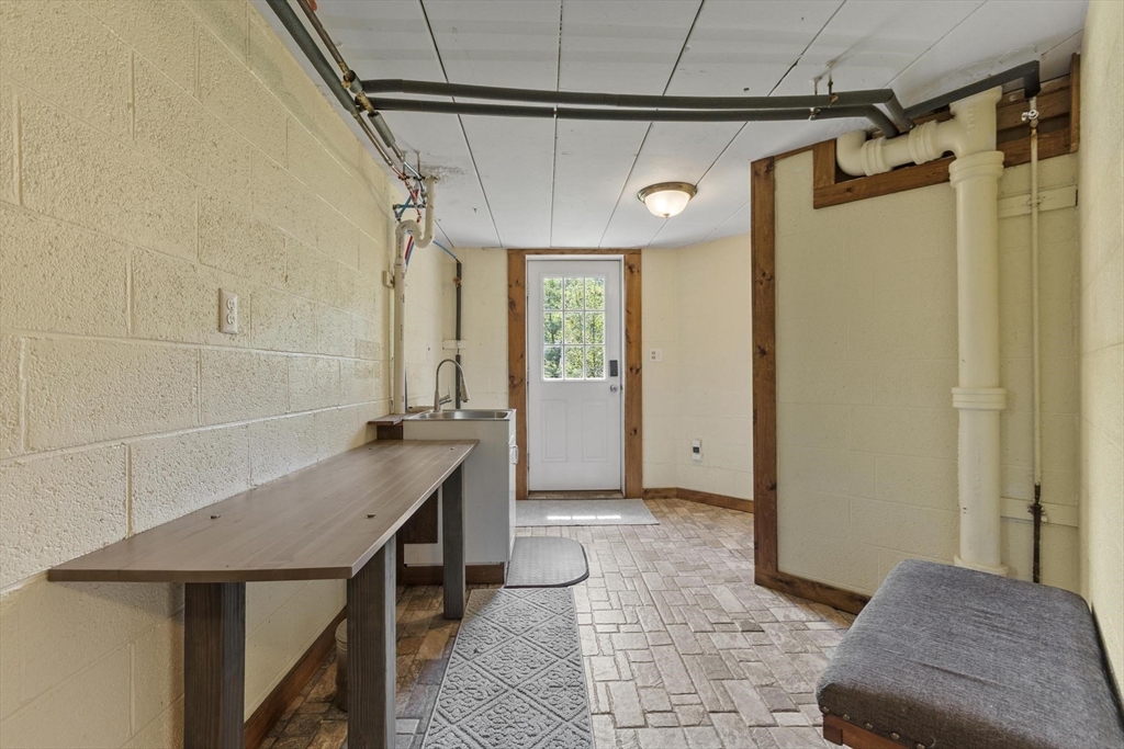 2 Reed Lane Littleton, MA 01460 - Photo 36 of 42 Gallery Image 36