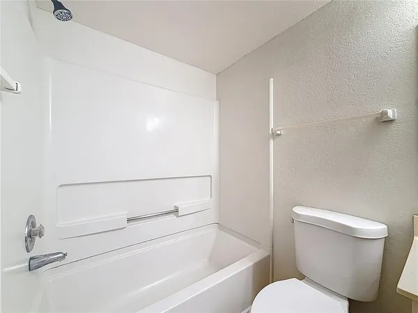 $135,000 | 2690 Coral Landings Boulevard, Unit 516, Palm Harbor, FL 34684