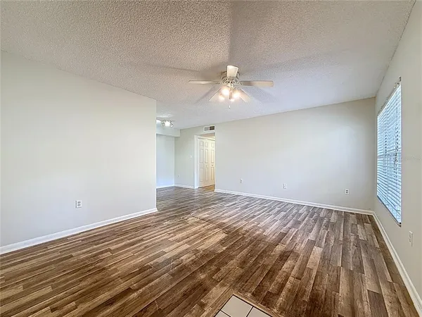 $135,000 | 2690 Coral Landings Boulevard, Unit 516, Palm Harbor, FL 34684