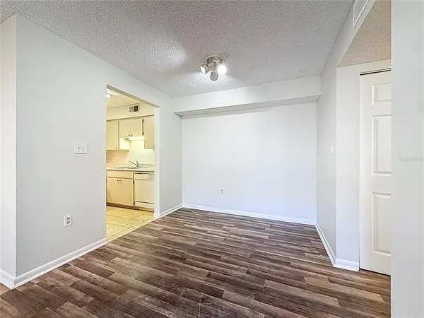 $135,000 | 2690 Coral Landings Boulevard, Unit 516, Palm Harbor, FL 34684