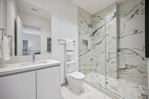 $2,575,000 | 2323 San Felipe Street, Unit 901, Houston, TX 77019