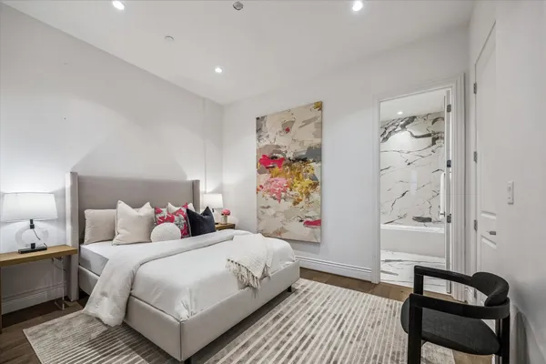 $2,575,000 | 2323 San Felipe Street, Unit 901, Houston, TX 77019