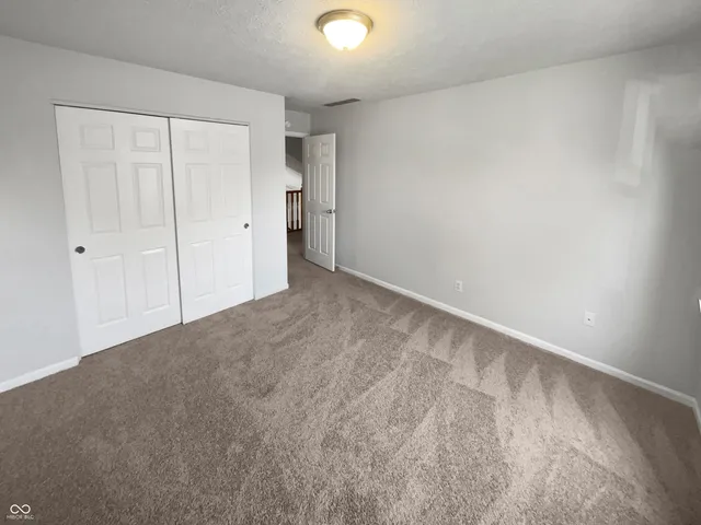 $320,000 | 6880 Cherry Blossom E Drive, Fishers, IN 46038